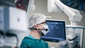 Рак простаты: простатэктомия роботом Да Винчи в Германии (удаление простаты роботом Да Винчи)